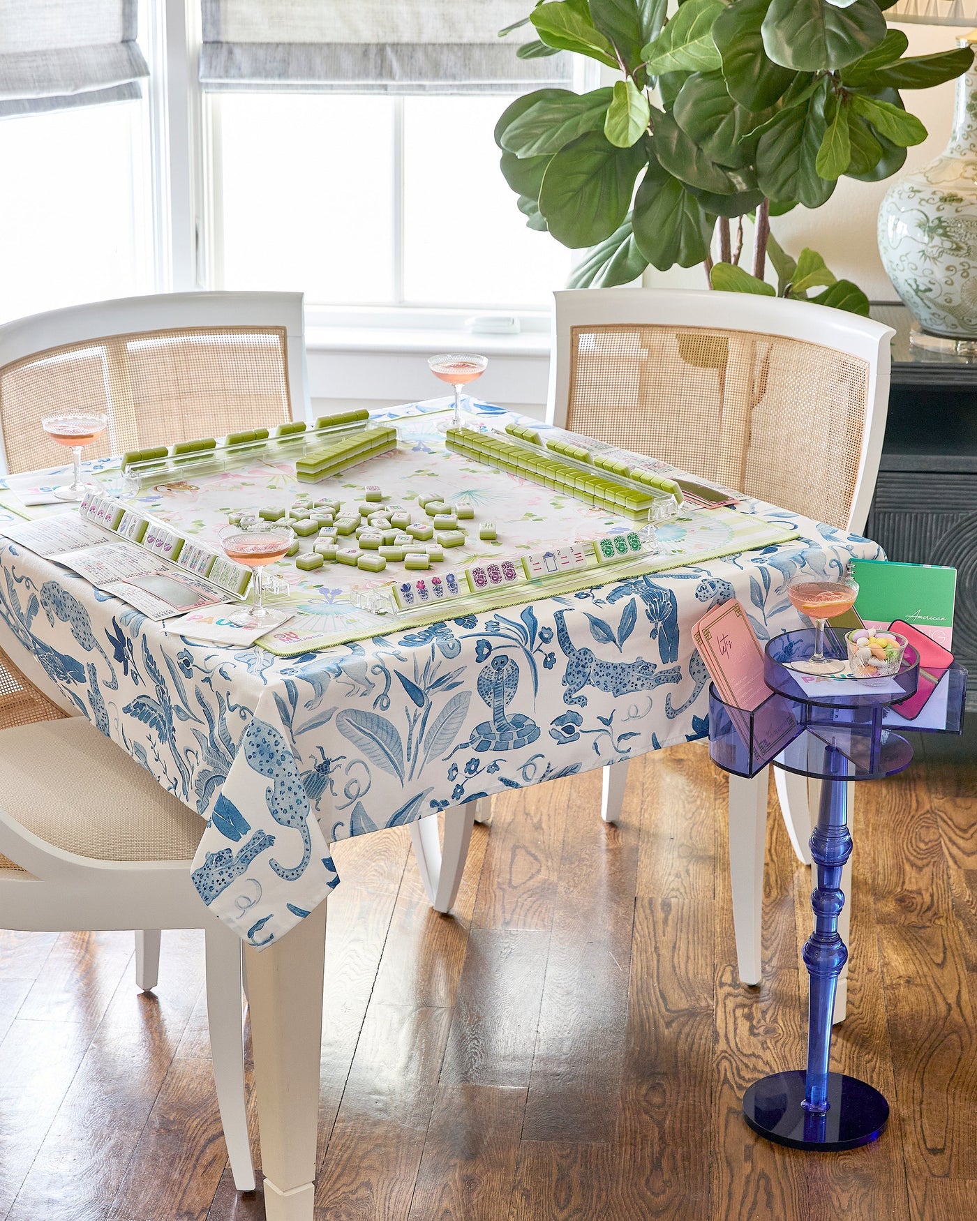 Amazon Blue Instructional Mahjong Tablecloth